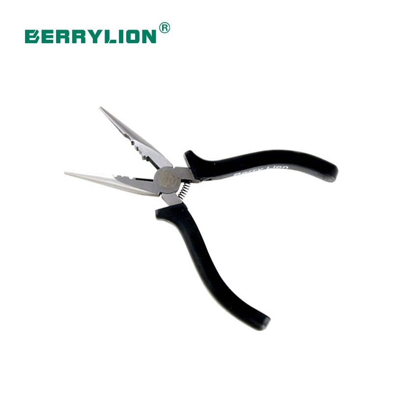 Fishing pliers (Black handle)