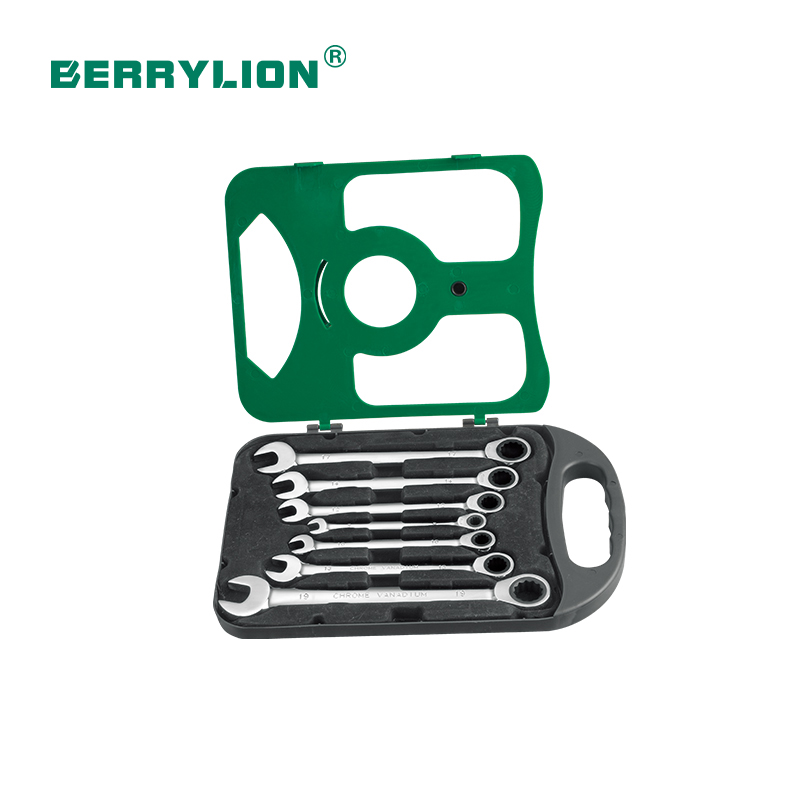 Dual-purpose ratchet head (7-piece set)