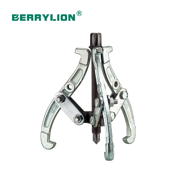 Three jaws gear puller
