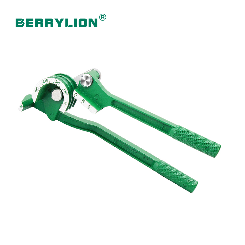 Pipe bender